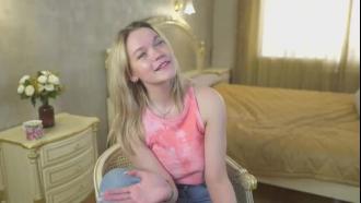 Hi Boys❤️I'm Stella ❤️ and it's my 3 day there.lets a fun together/ 77♥/123♥/222/333 WOW♥ Profile Image
